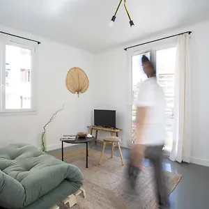 Appartement Centre D'antibes - 2 Chambres Avec Parking, Antibes